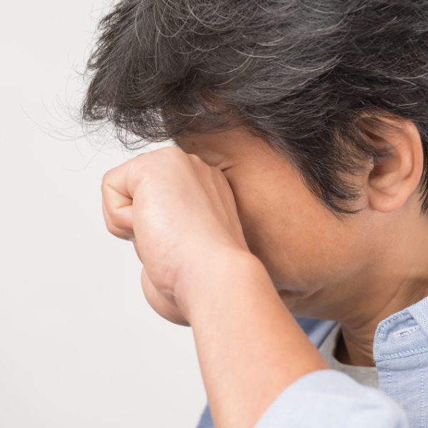 眼球打撲の自覚症状