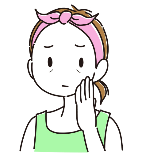目の下の老け込みに悩む女性